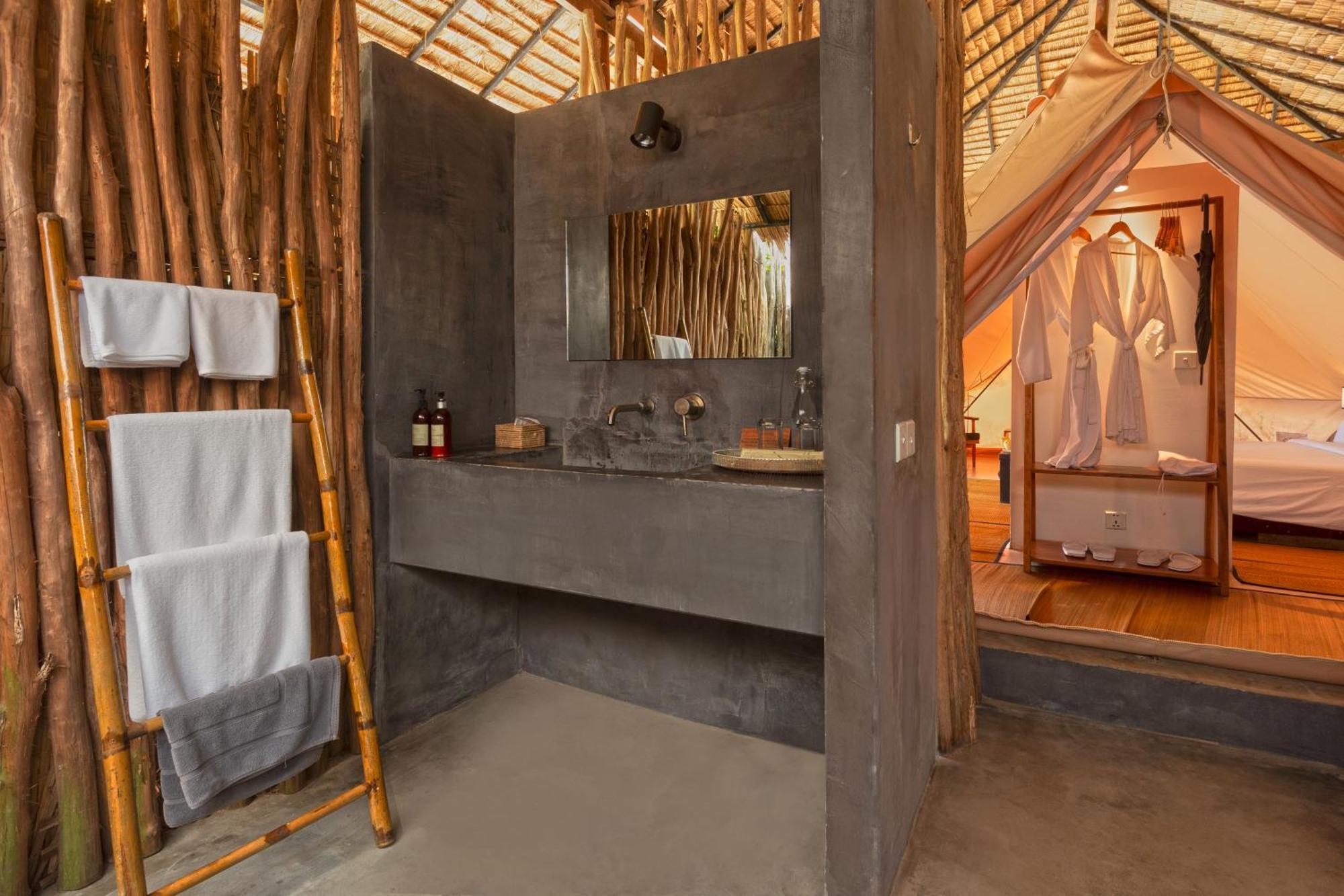 Tamu Koh Rong Hotel Pagoda Beach Exterior photo