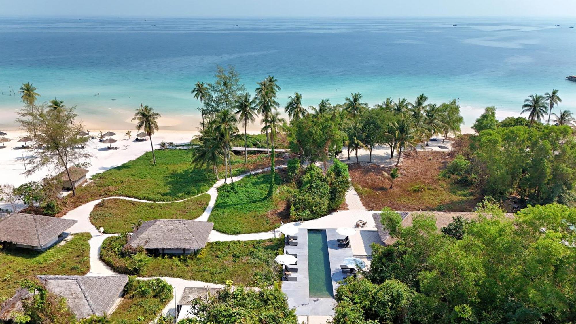 Tamu Koh Rong Hotel Pagoda Beach Exterior photo